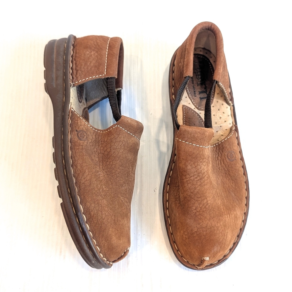 BORN Women's Brown Nubuck Leather Slip-on Fisher Moccasins Loafers Size 7.5